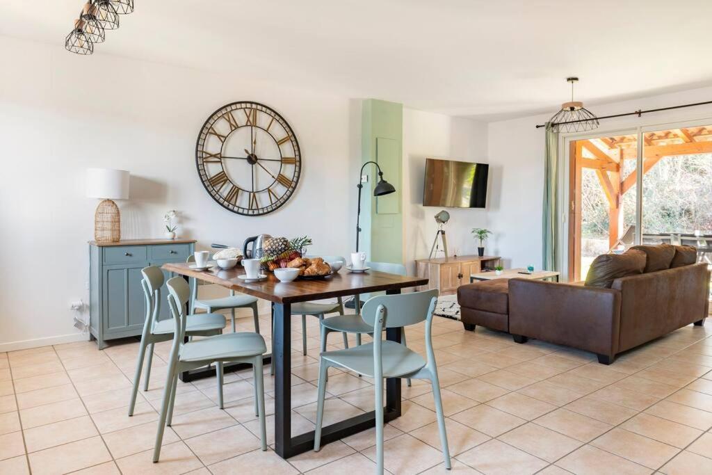 Le N5 Des Hauts De Sarlat Apt Duplex Clim, Piscine, Parking المظهر الخارجي الصورة
